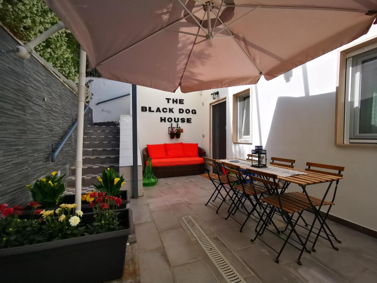 The Black Dog House فالينتْسانو المظهر الخارجي الصورة